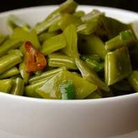 Serveersuggestie Snijbonen met knoflook en lente ui - Lovemyfood.nl