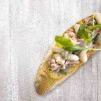 Serveersuggestie Bruschetta tonijn en witte bonen *****
