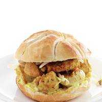 Serveersuggestie Brood­je kip-ker­rie ****